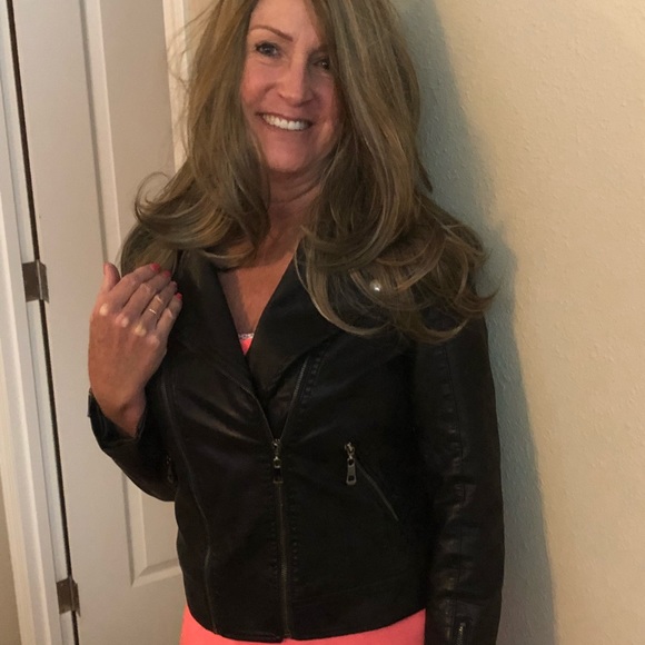 Black faux leather coat - Picture 5 of 6